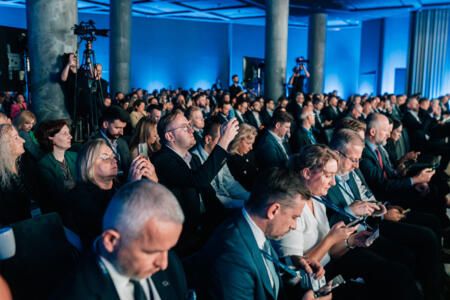 12. Fund Forum Analiz Online